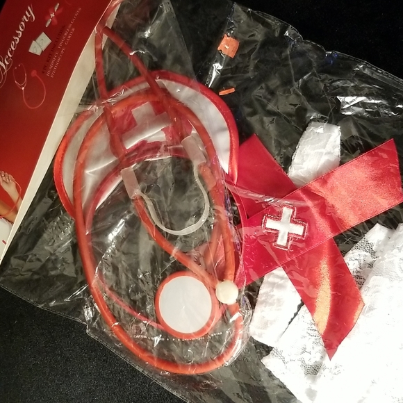 Nurse Costume Accessories 4 pieces - Picture 5 of 7